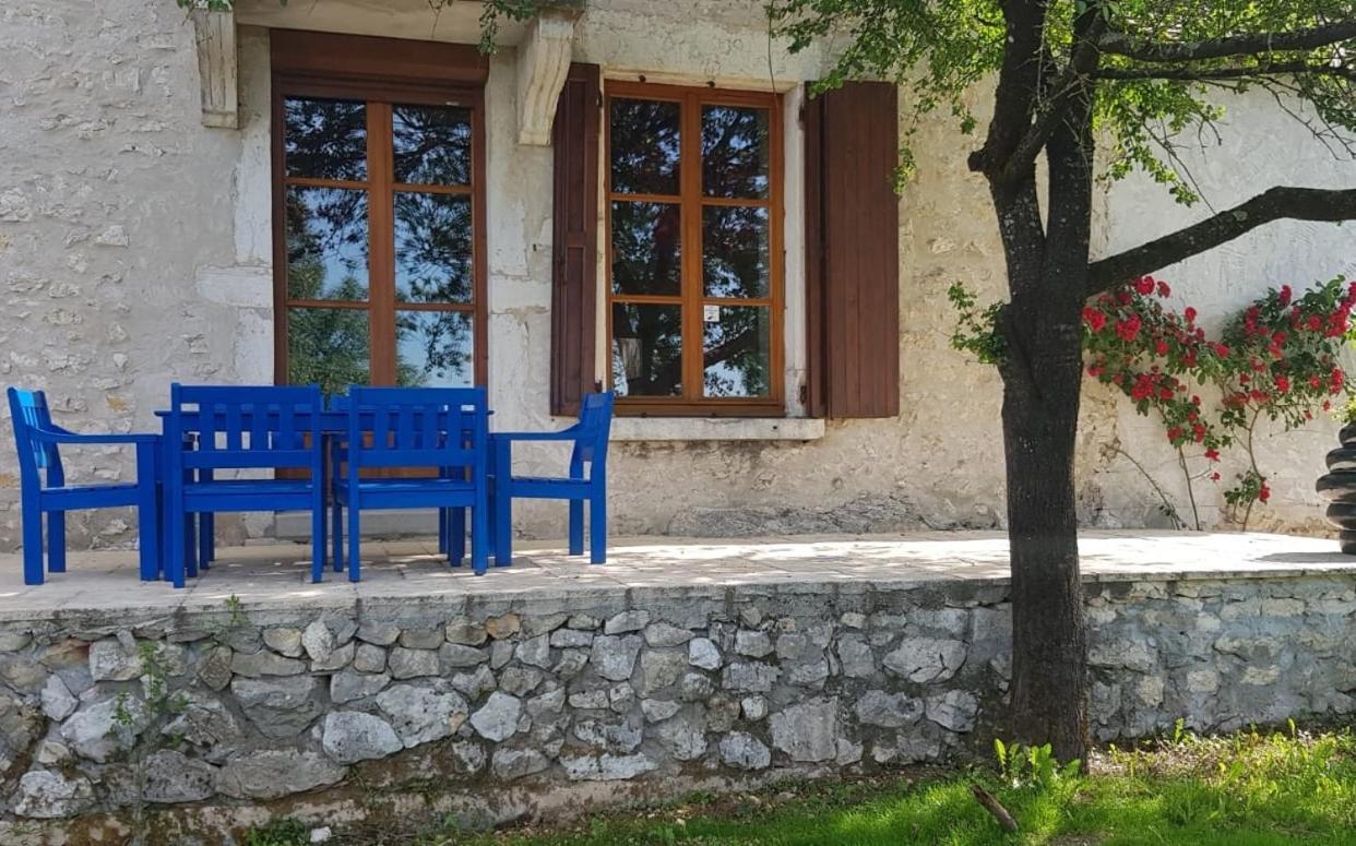فندق Le Domaine De Tizo Saint-Victor-de-Morestel المظهر الخارجي الصورة